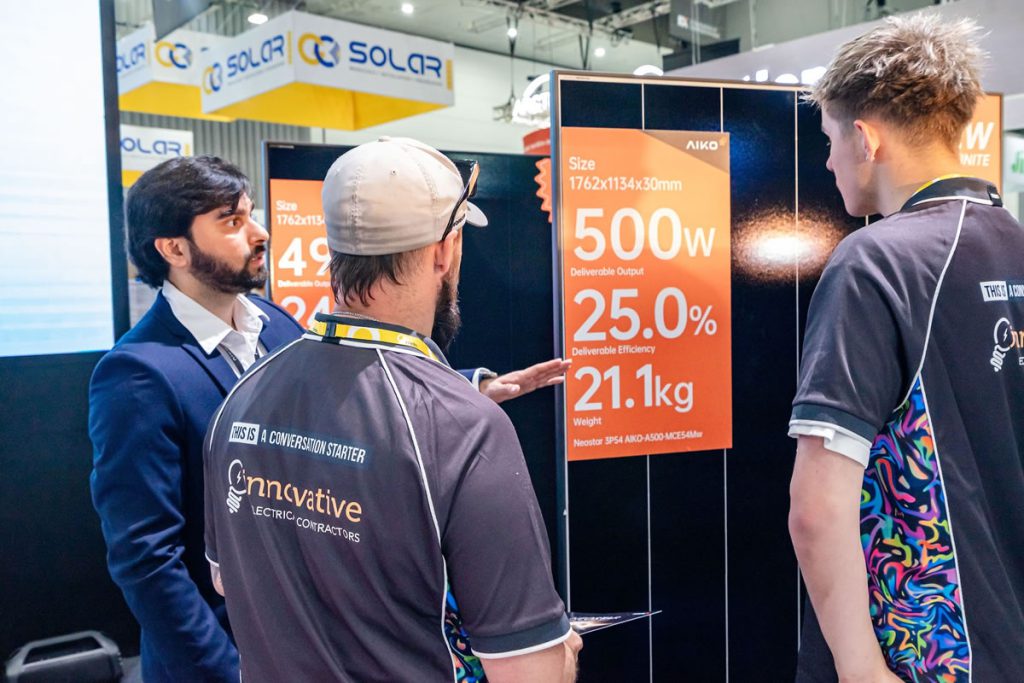 AIKO Introduces the World’s First 500W Panel Under 2 m² in Australia, Secures 1GW in Distributor Commitments for GEN 3 Products